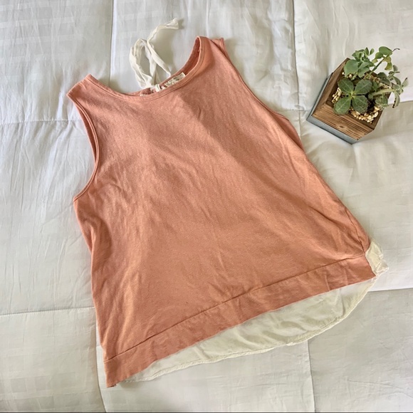 SOLD✨3/$8✨Entro Pink and White Ruffle Tank Top - Picture 2 of 7